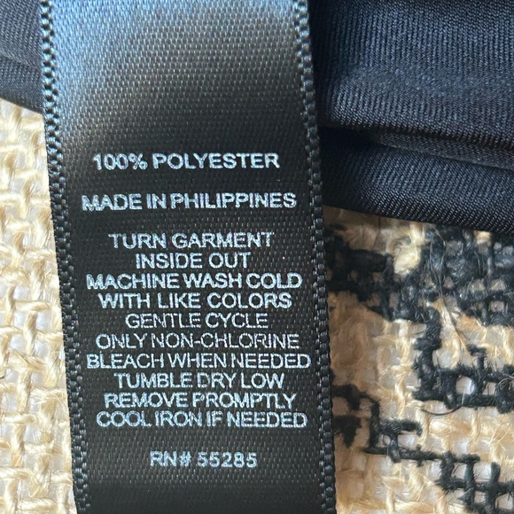 🩶🖤RUFFLE SLEEVELESS DRESS🤍🩶 - Picture 5 of 5